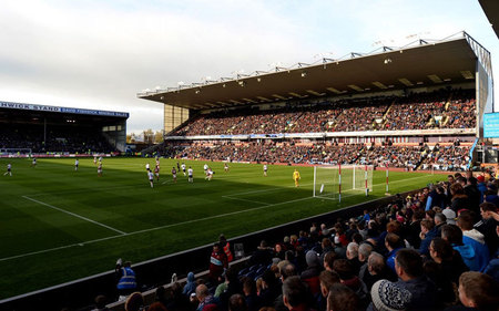 背靠背比赛 背靠背比赛